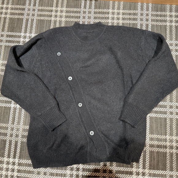 Men's black asymmetrical Sweater